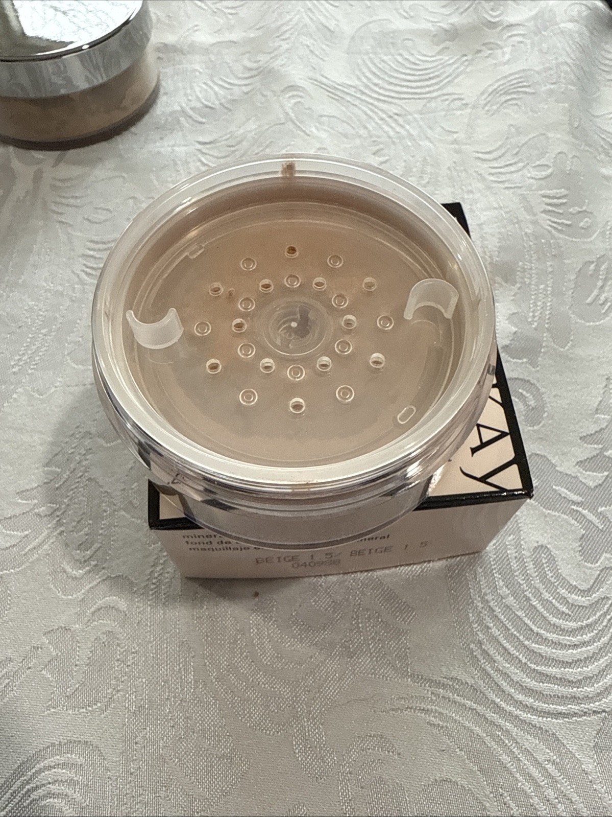Mary Kay Mineral Powder Foundation .28 Oz /8g – Beige 1.5 – #040988 – NOS NIB