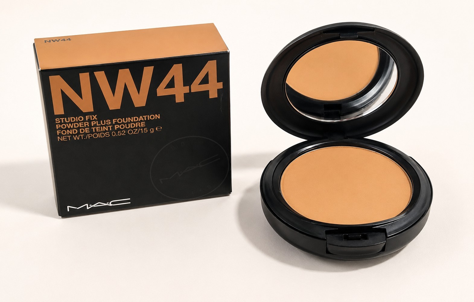 MAC Studio Fix Powder Plus Foundation – Nw 44 – 0.52oz / 15g – Old Formula- NIB