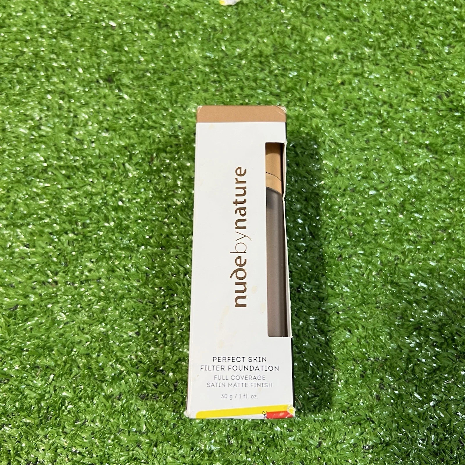 nude by nature foundation N5.5 Honey full coverage foundation Satin matte finish