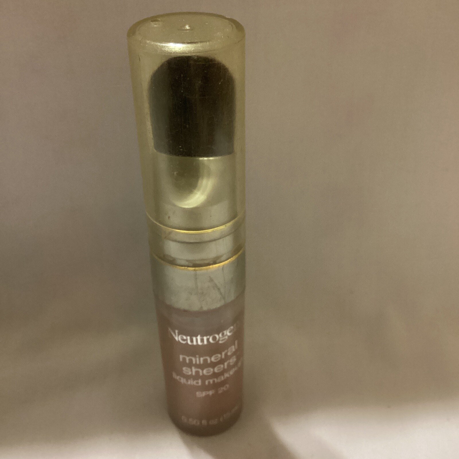 Neutrogena Mineral Sheer Liquid Makeup Spf20 #100 Natural Tan RARE HTF