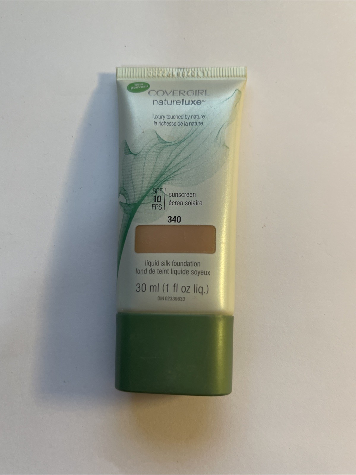 CoverGirl NatureLuxe Silk Foundation 340, Maple- Discontinued