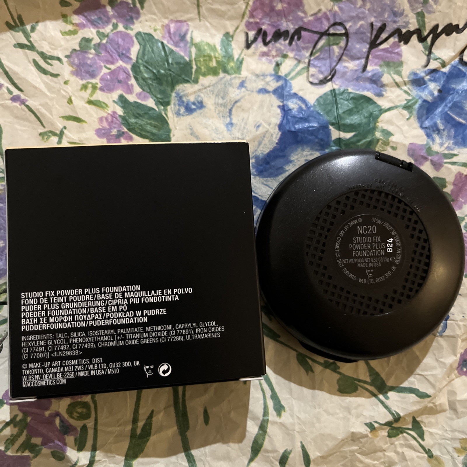Mac Studio Fix Powder Plus Foundation (NC20)