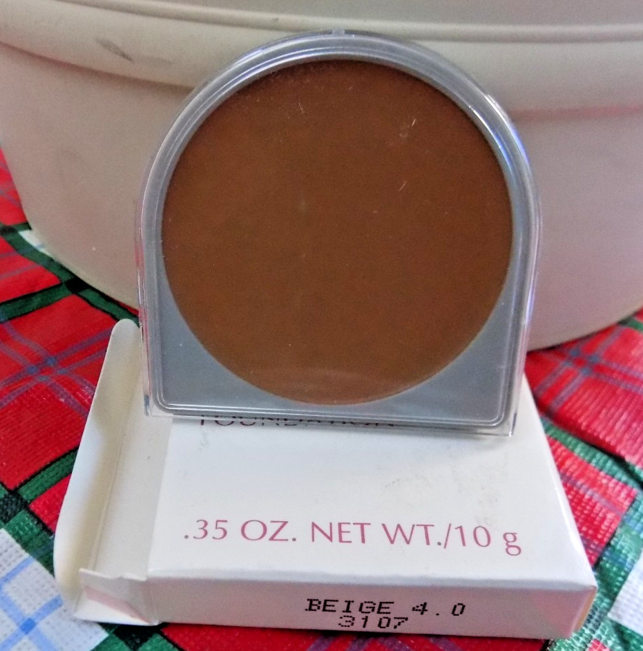 MARY KAY CREME TO POWDER BEIGE 4.0 #3107 GREY D CUP NIB LOT OF 2