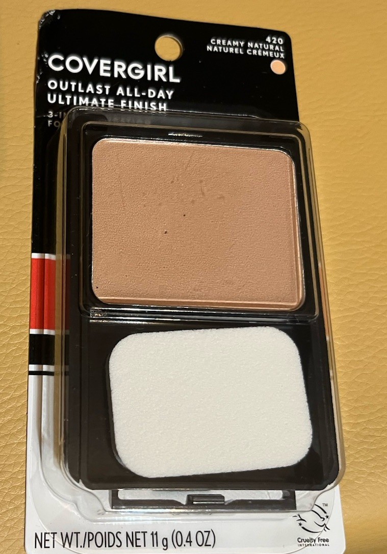 420 Creamy Natural Cover Girl Clean Powder Make Up. Foundation 11.5g Ultimate