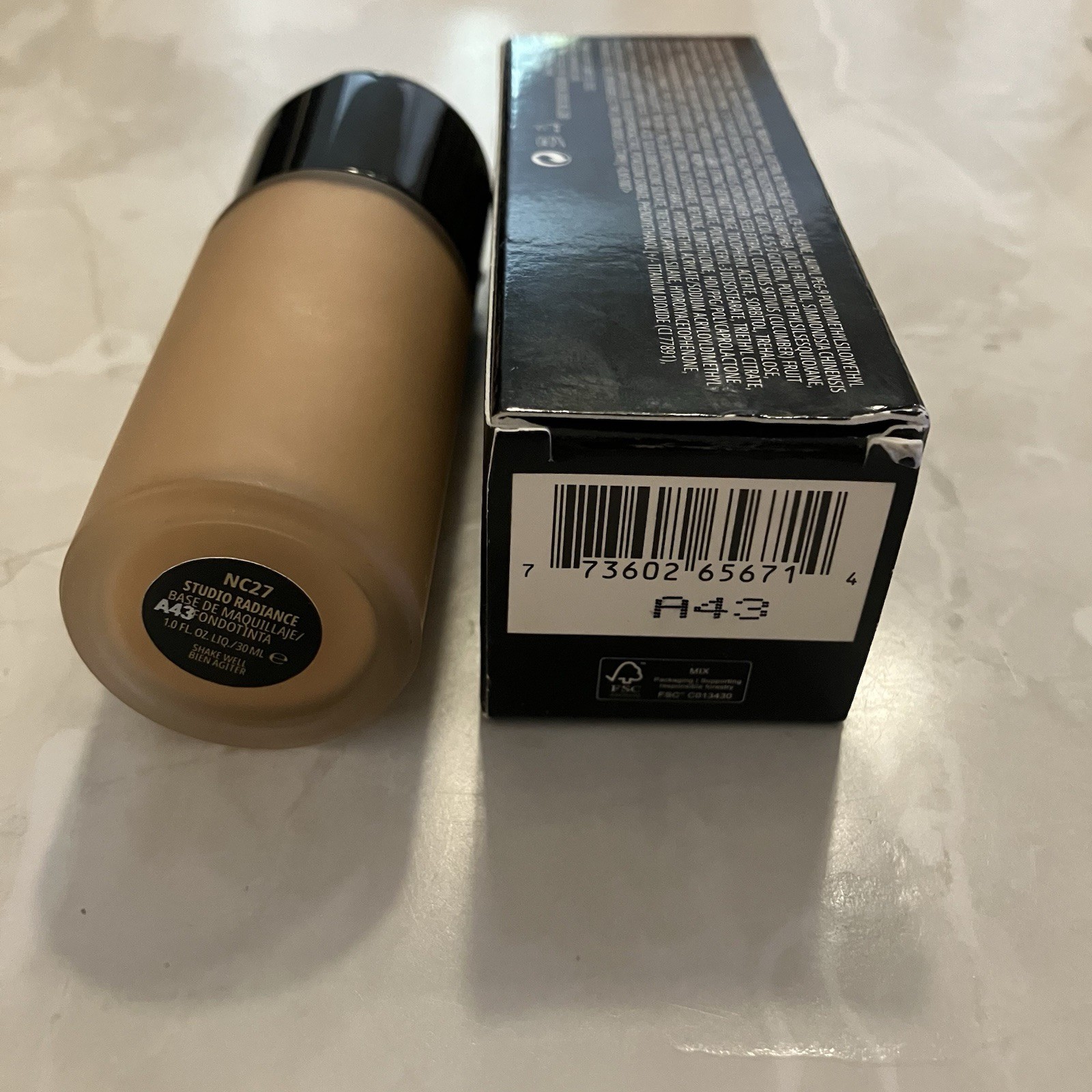 MAC Studio Radiance Serum Powered Hydrating Foundation NIB $46 NC27 Light Med