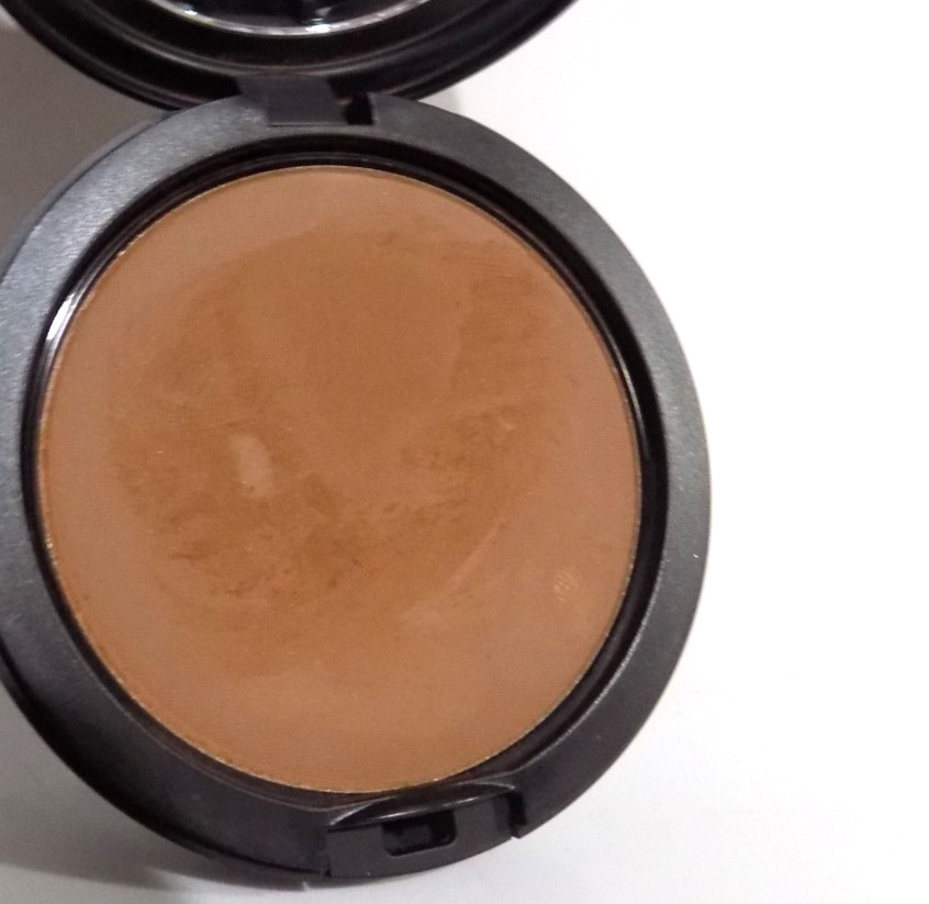 MAC Studio Fix Powder Plus Foundation – NC60 – .42 oz *IMPERFECT*SEE PICTURES*