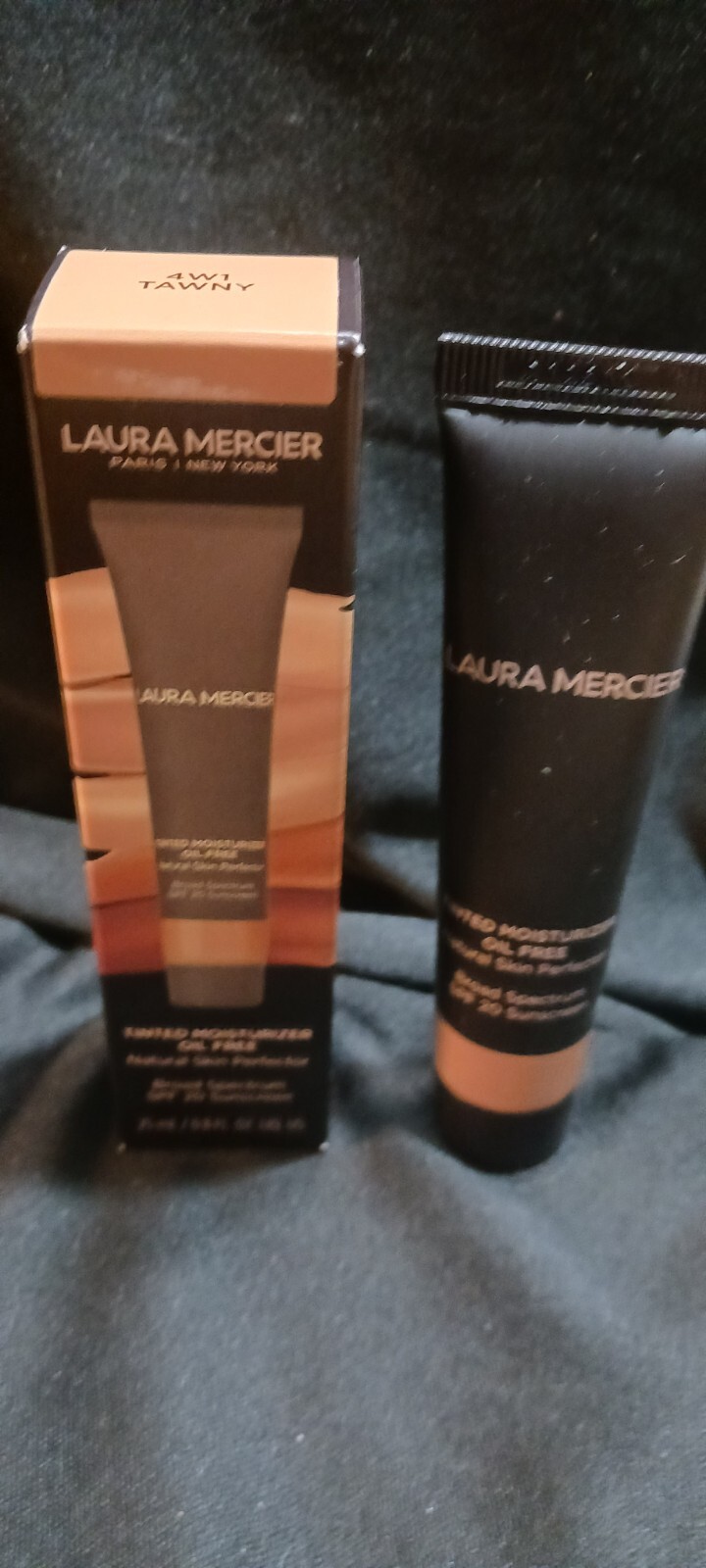Laura Mercier Tinted Moisturizer Oil Free 25 ML 4w1 Tawny