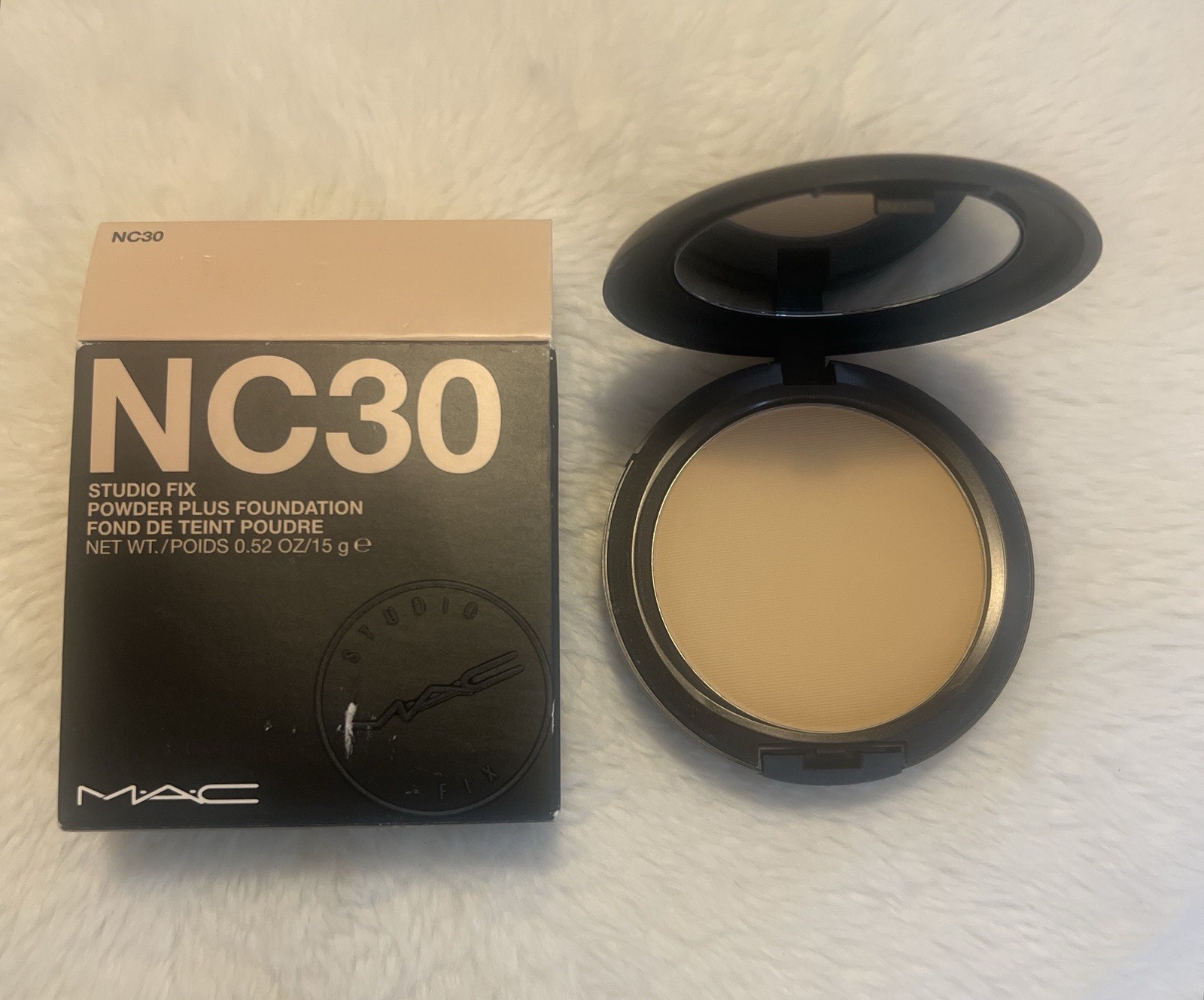 MAC Studio Fix Powder Plus Foundation NC30 original / Old formula .52oz 15 g New