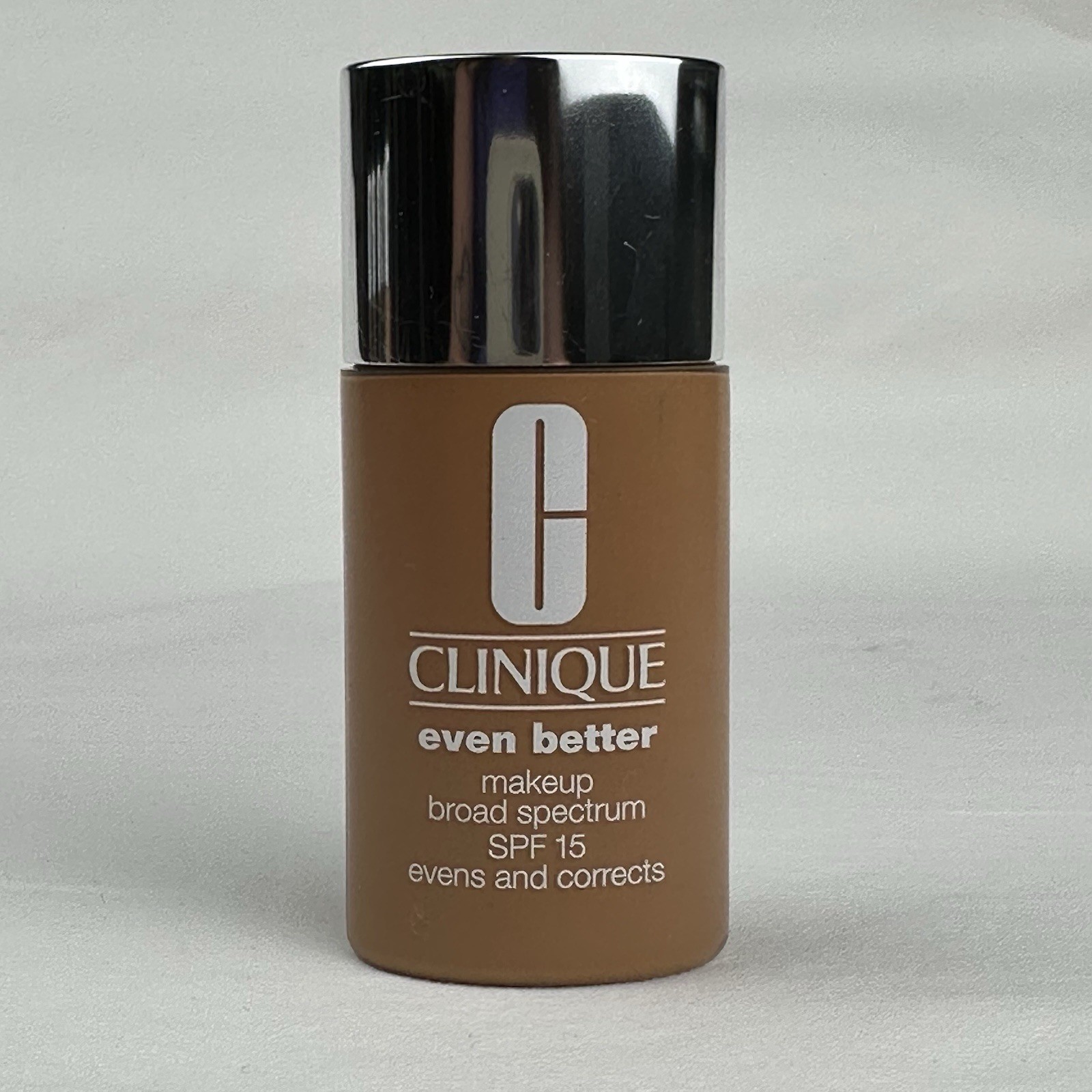 Clinique Even Better Makeup Broad Spectrum SPF 15 Foundation-WN 98 Cream Caramel