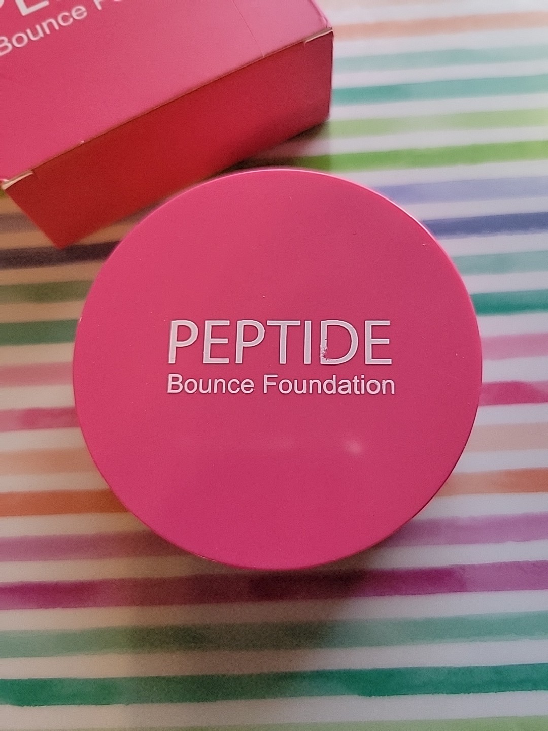 Peptide Bounce Foundation W/mirror Compact And Applicator Sponge