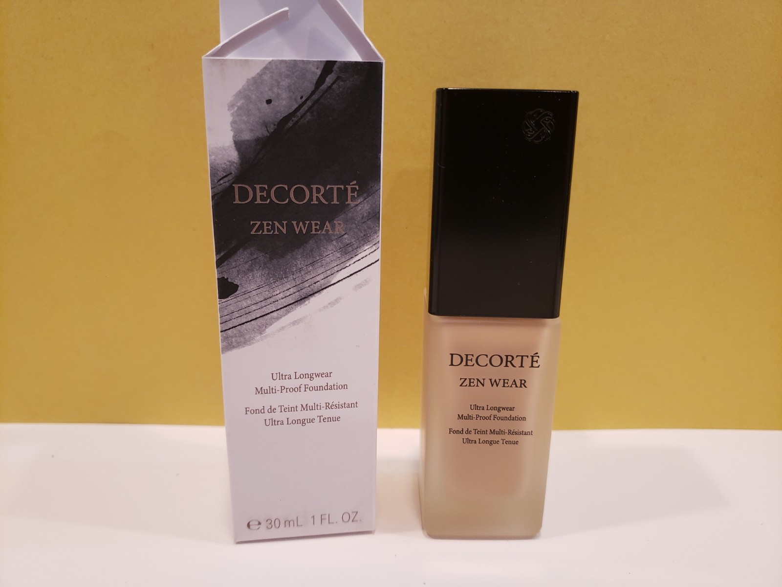 Decorte ~ Zen Wear Ultra-Longwear Multi Proof Foundation~ W21~ 1 oz ~NIB