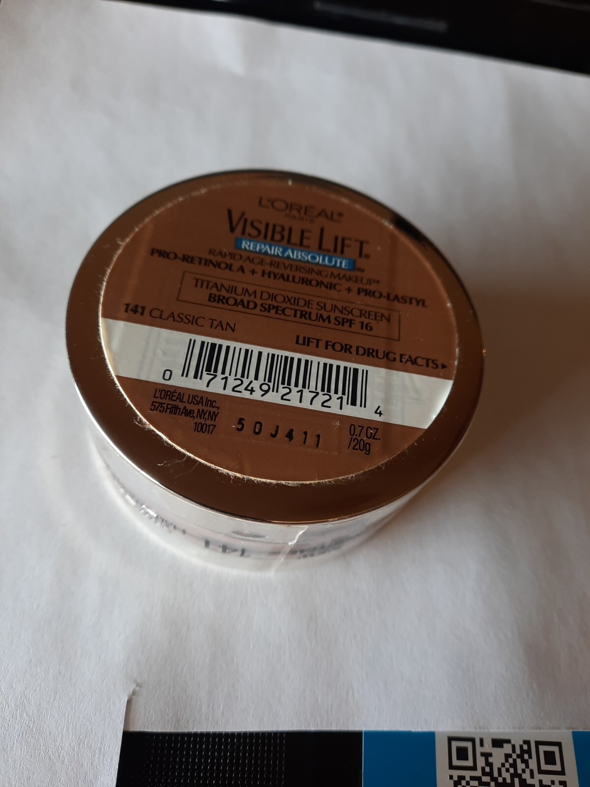 Loreal Visible Lift Repair Absolute Rapid Age Reversing Makeup, CLASSIC TAN