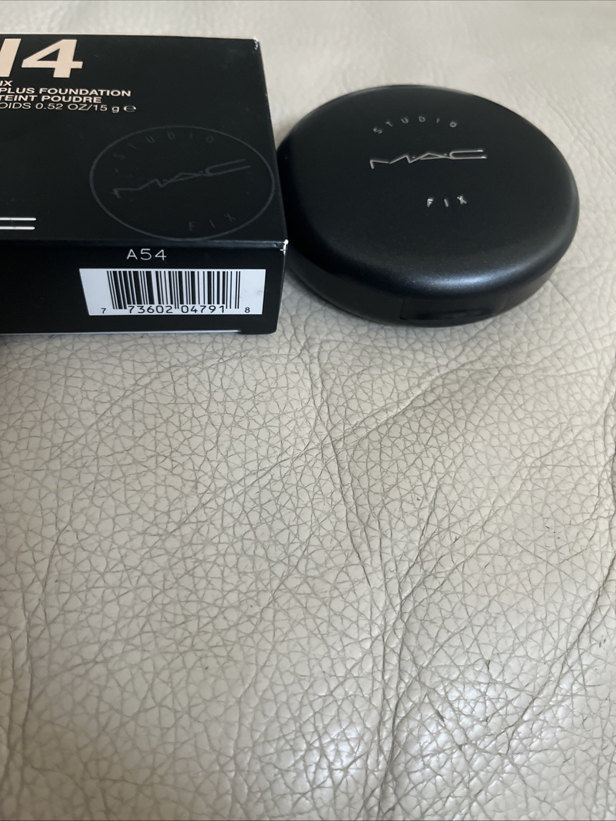 Mac Studio Fix Powder Plus Foundation (N4)