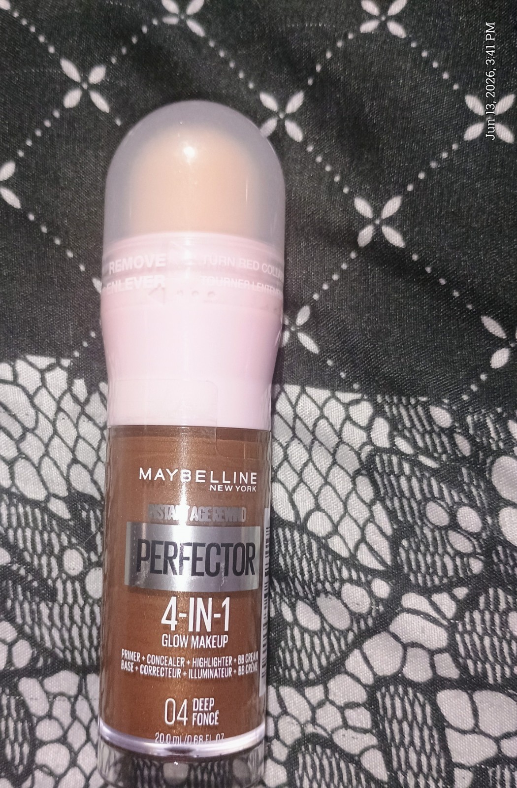 Maybelline Instant Age Rewind 4-in-1 Glow Foundation 04- Lot of 3