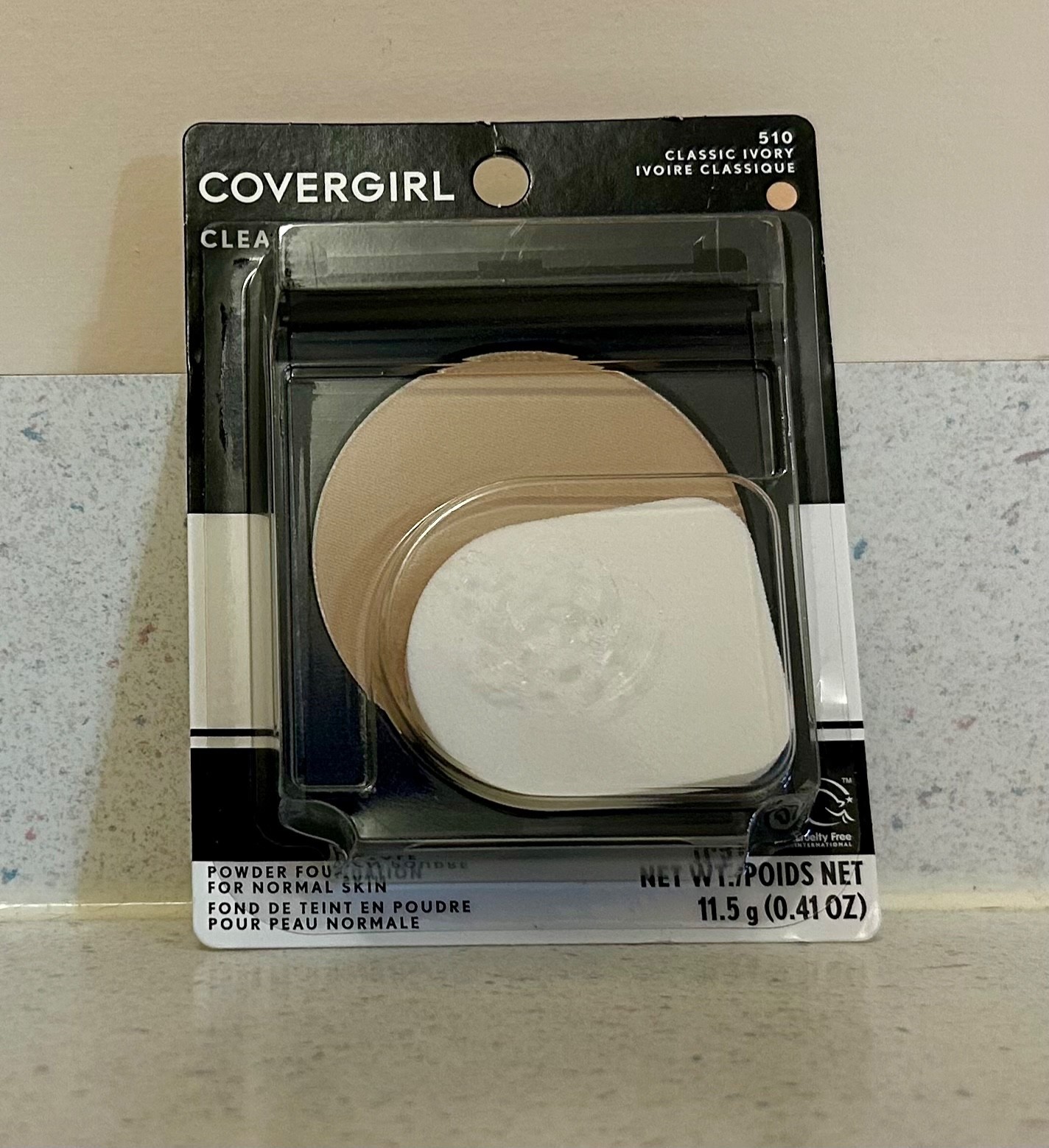 Covergirl Clean Powder Foundation for Normal Skin 510 Classic Ivory Makeup NIB