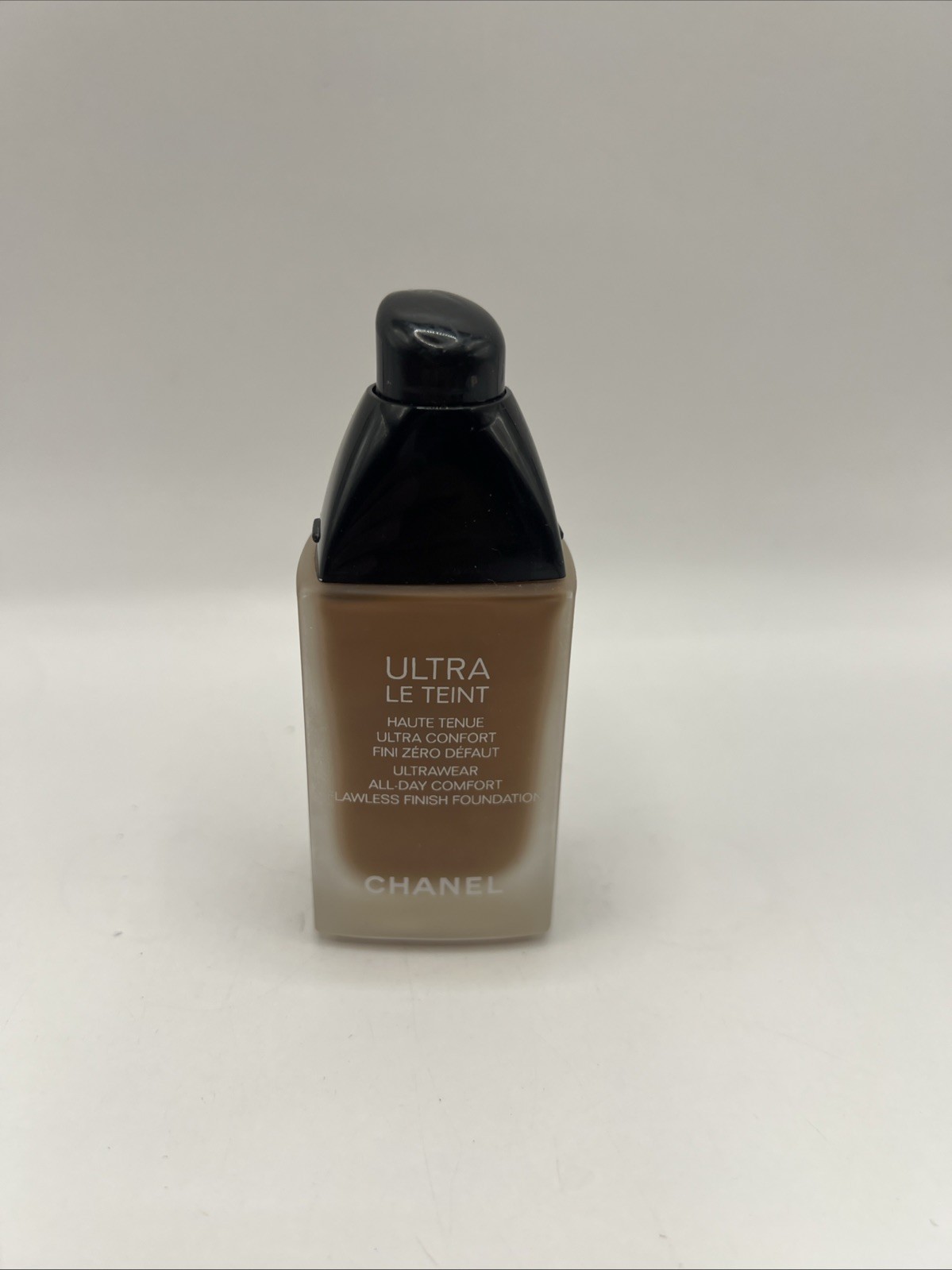 CHANEL ULTRA LE TEINT ALL DAY COMFORT FLAWLESS FINISH FOUNDATION BR122 1 OZ
