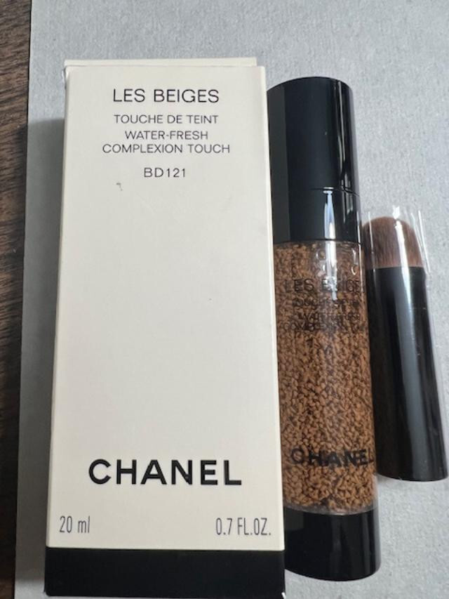Chanel Les Beiges Water-Fresh Complexion Touch BD121 0.7 fl oz NIB Free Ship