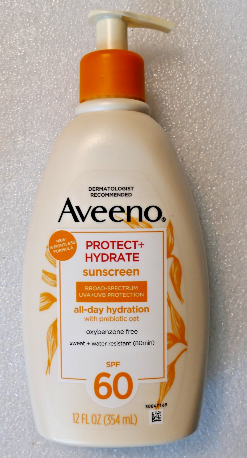 Aveeno Protect + Hydrate Sunscreen Moisturizing Body 12 Fl Oz, Exp 7/28, 1-Pack