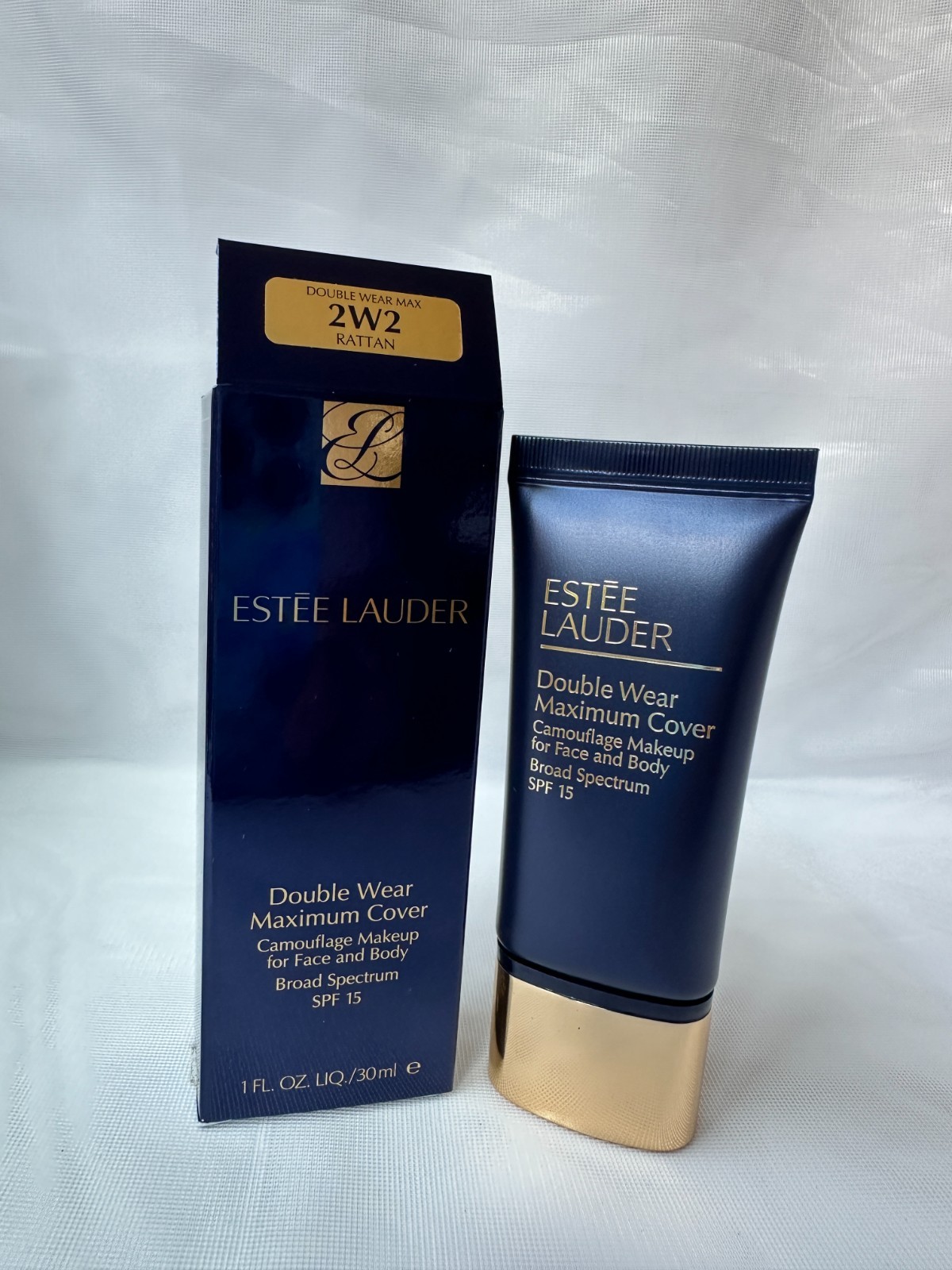 Estee Lauder Double Wear Maximum Cover Makeup for Face Body SPF15 choose a shade