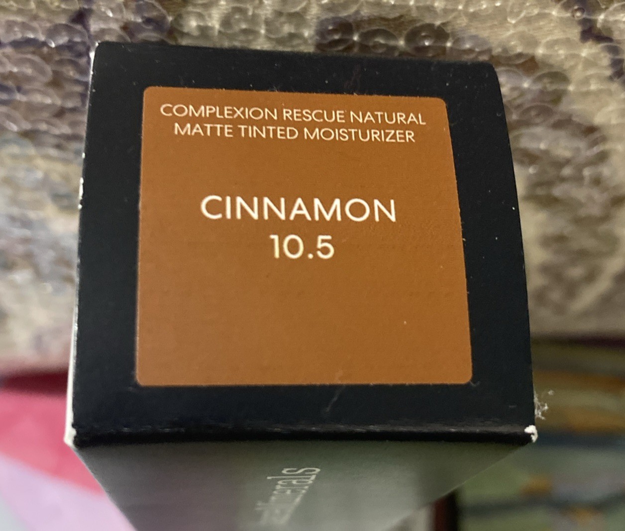 bareMinerals Complexion Rescue Natural Matte Tinted Moisturizer Cinnamon 10.5