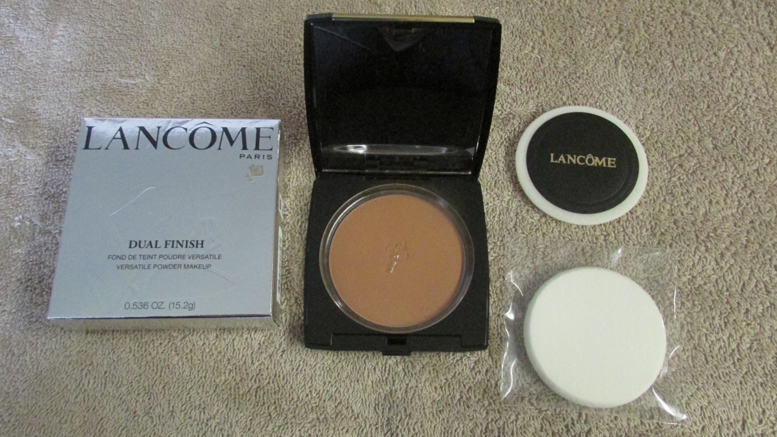 Lancome Dual Finish Multi-Tasking Powder & Foundation in One – 540 Suede (W)