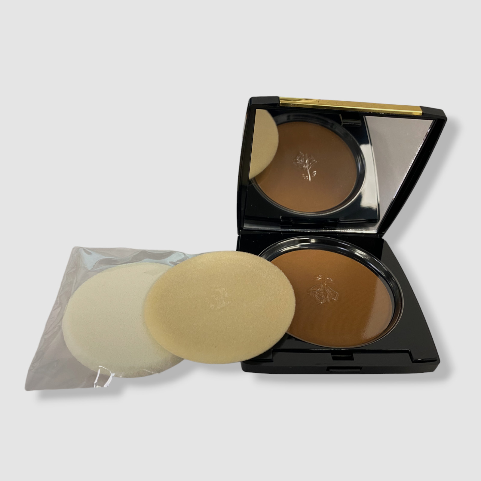 $40 Lancôme Women’s 440 Bisque Dual Finish Multi-Tasking Powder Foundation .67oz