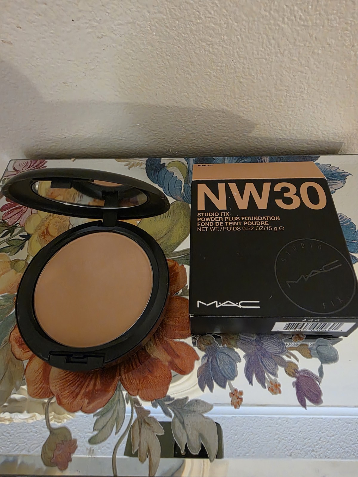 MAC STUDIO FIX POWDER PLUS FOUNDATION N30 .52 Oz New In Box