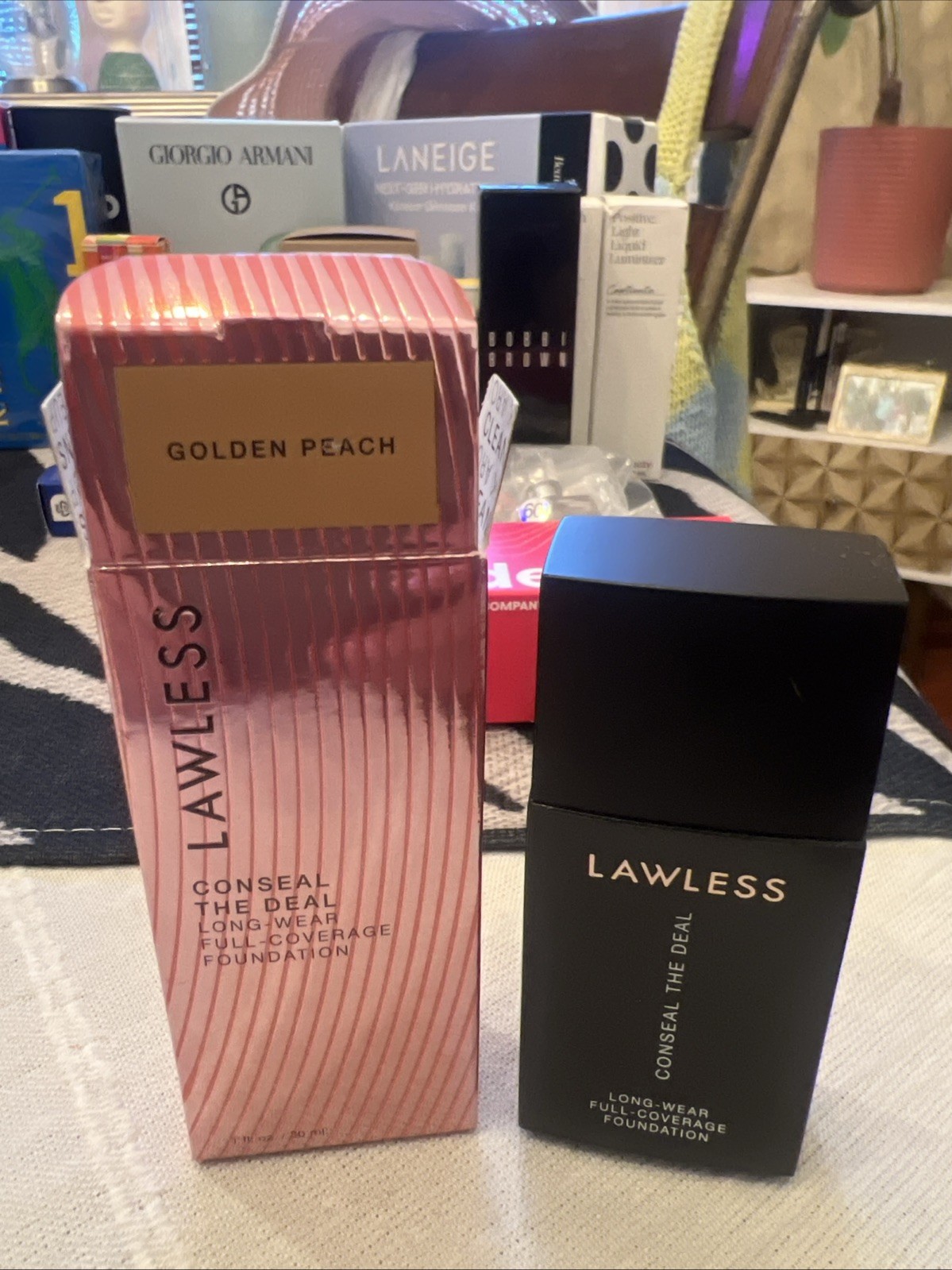 NIB New LAWLESS CONSEAL THE DEAL Long Wear FULL COVERAGE Foundation GOLDEN PEACH