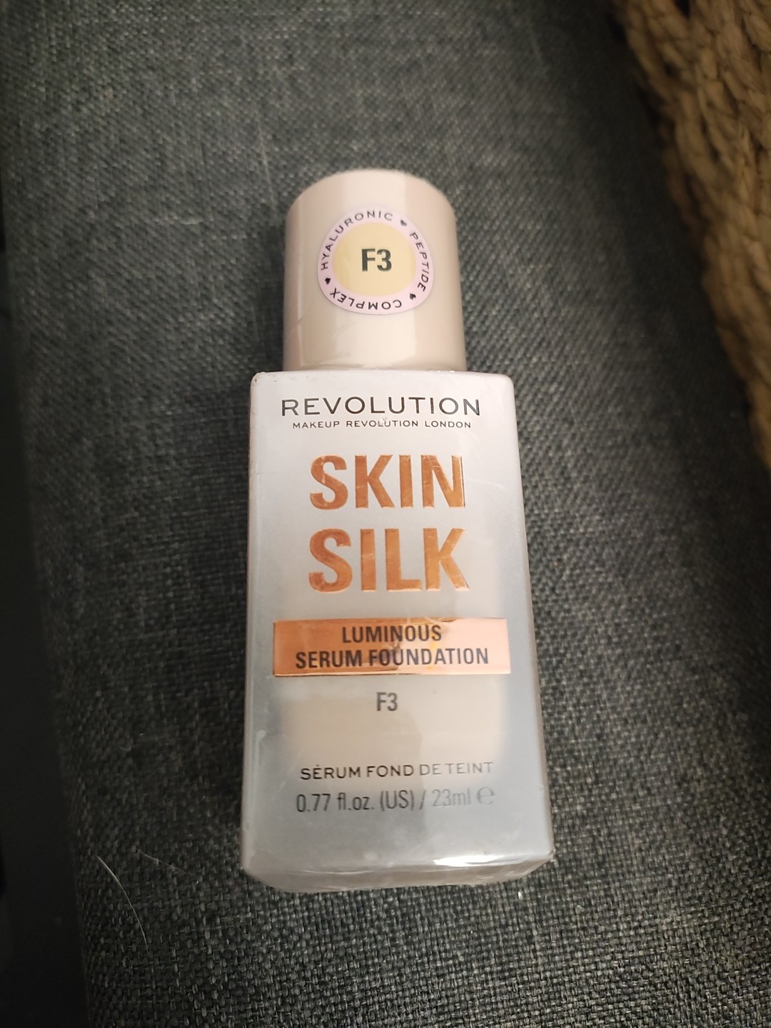 Revolution Skin Silk Luminous Serum Foundation F3