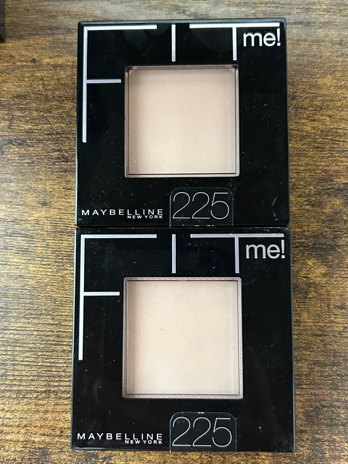 NEW Maybelline Fit Me! Set+Smooth Normal To Dry 225 Medium Buff – 2 Pack