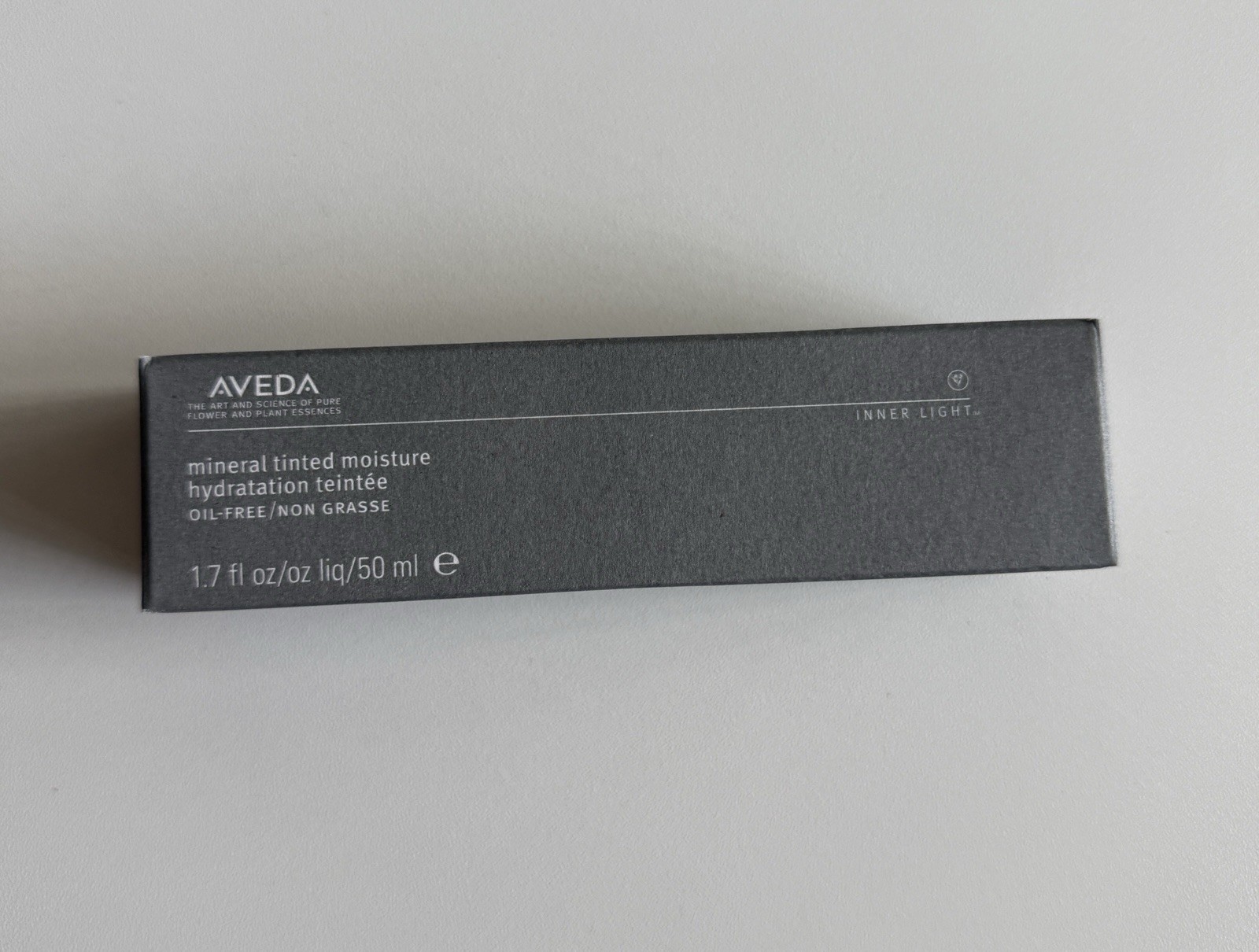 Aveda Inner Light Mineral Tinted Moisture Oil Free 04 Sandstone 1.7oz/50ml NIB