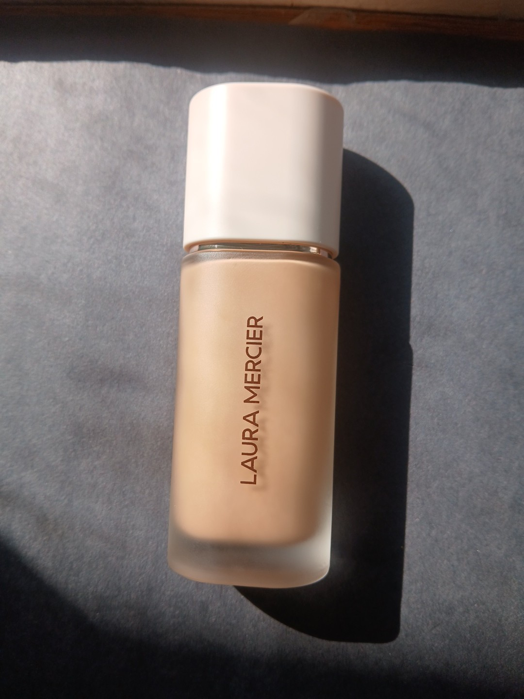 Laura Mercier~Real Flawless Weightless Perfecting Foundation ~ 3C1 Dune ~1oz