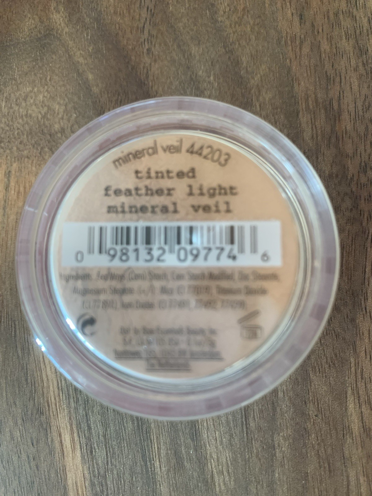 BareMinerals Bare Escentuals Tinted Feather Light Mineral Veil 3 g – Sealed