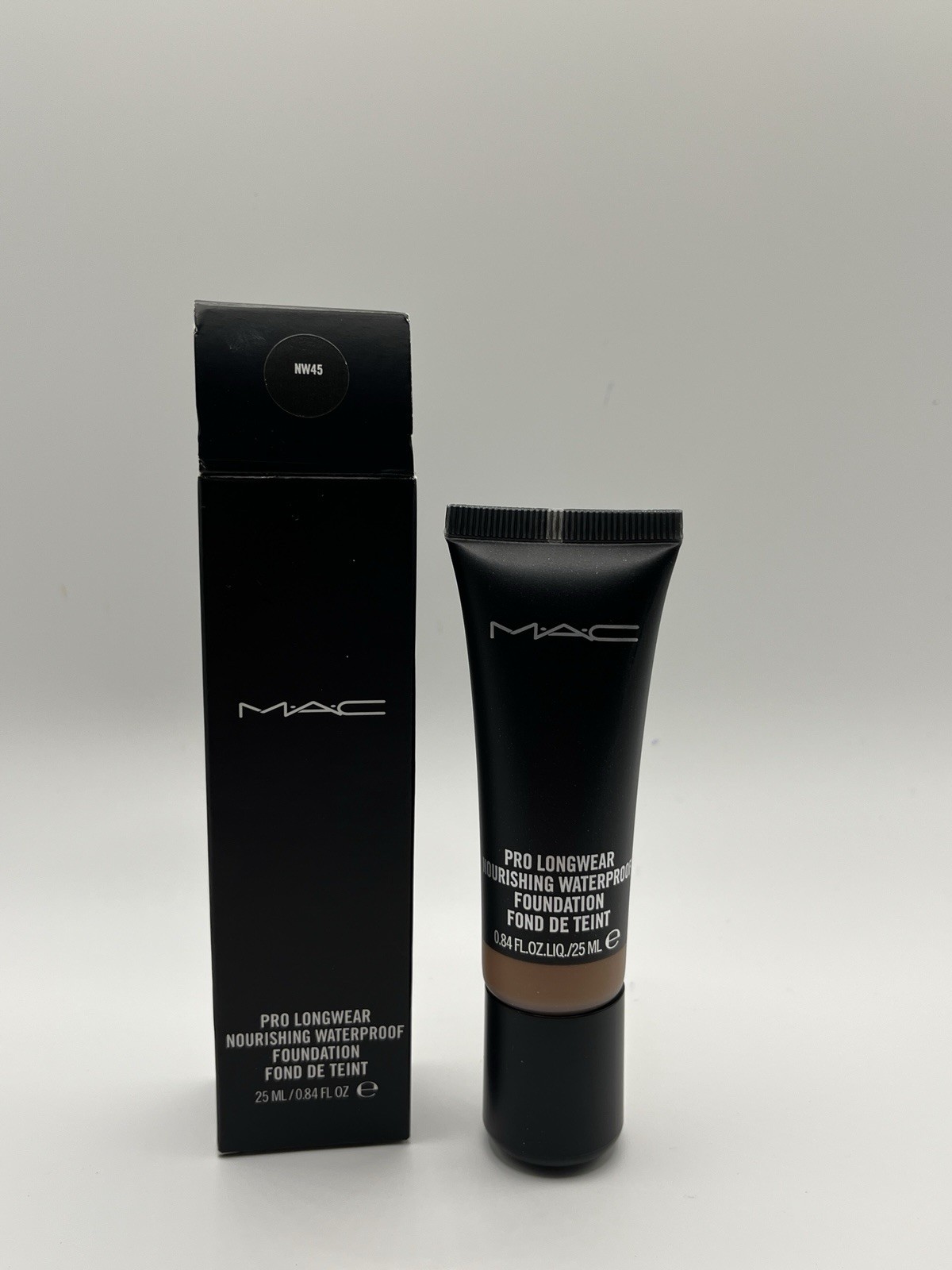 MAC NW45 Pro Longwear Nourishing Waterproof Foundation 0.84oz Discontinued RARE