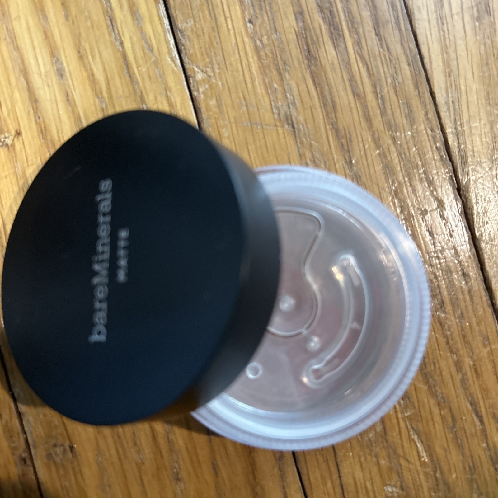 BareMinerals MATTE Loose Powder Foundation SPF 15 – GOLDEN DEEP 28 (w50) 0.21 Oz