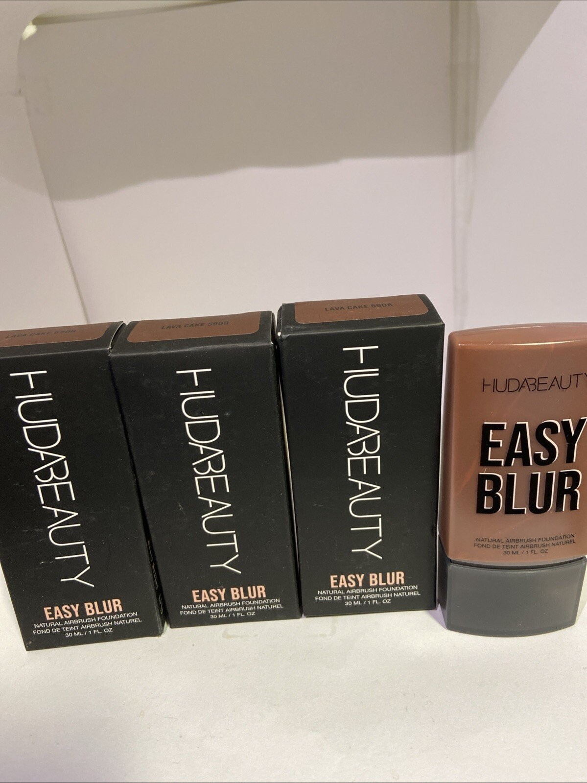 (3)HUDA BEAUTY LAVA CAKE 590R Easy Blur Natural Airbrush Foundation Niacinamide