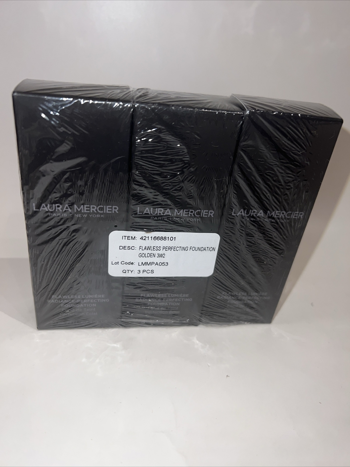 3 PAC Laura Mercier Flawless Lumiere Radiance Perfecting Foundation 3W2 Golden