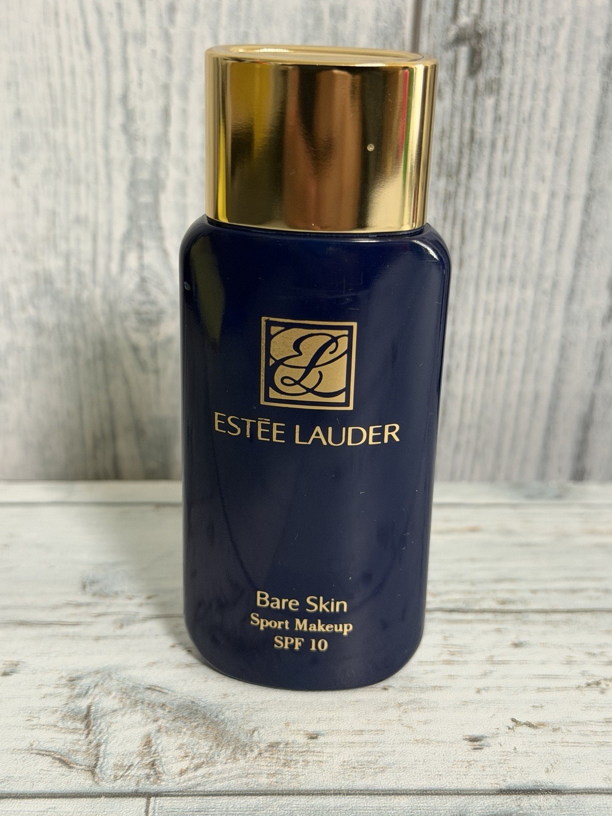 Estee Lauder Bare Skin Sport Makeup SPF 10 Bare Light 02 / 1.7 oz Full Size