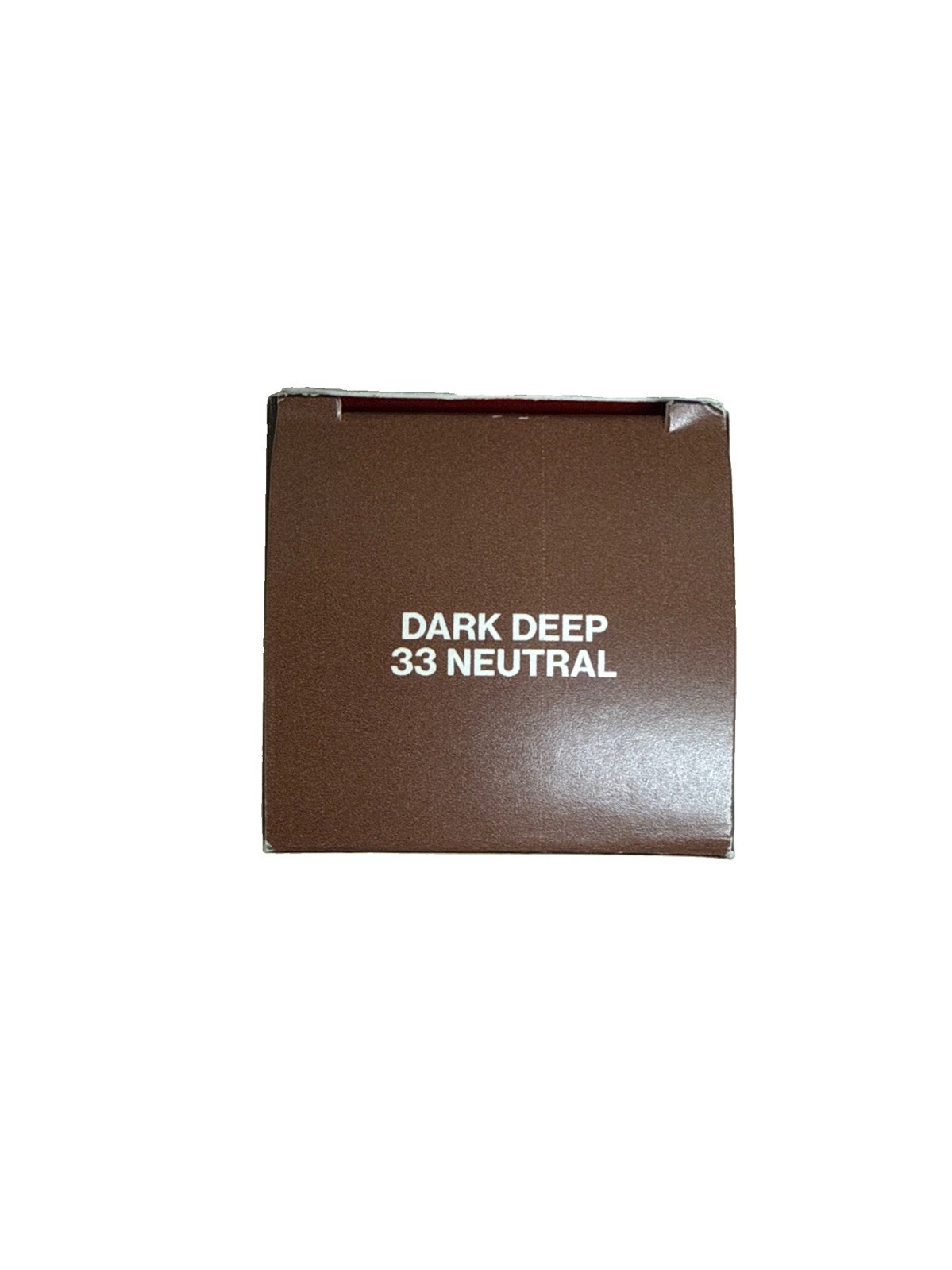 2-in-1 corrective makeup base, evens skin tone, natural finish.