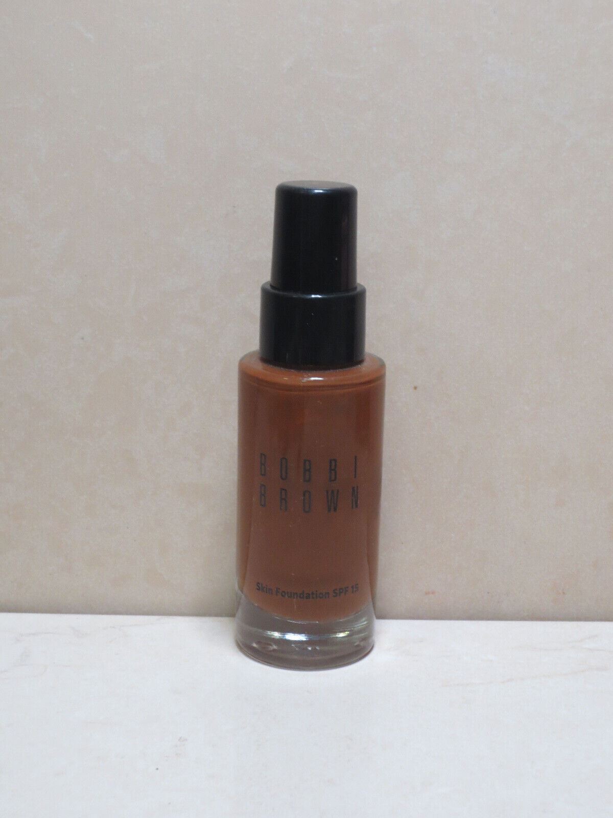 BOBBI BROWN SKIN FOUNDATION SPF 15 #8.25 COOL WALNUT 1 OZ