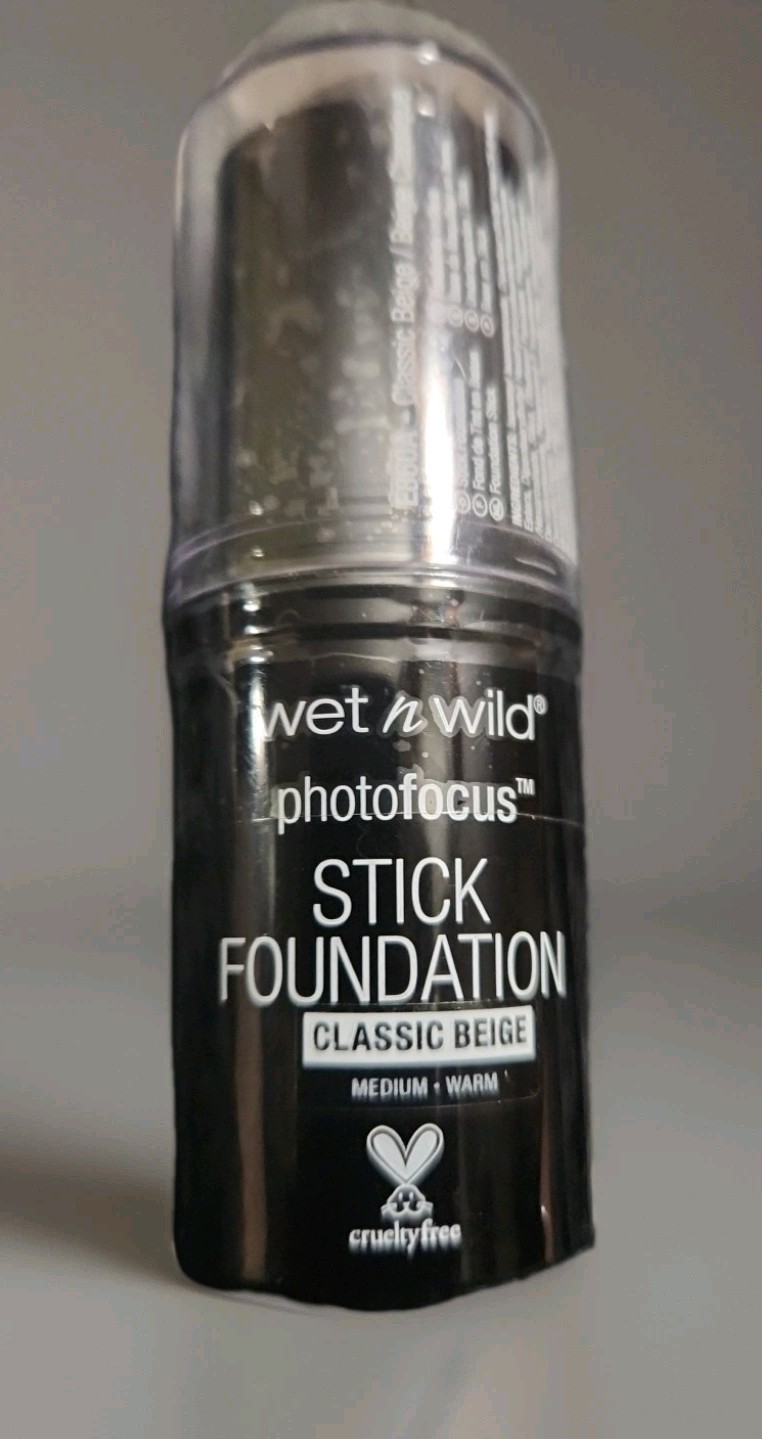 Wet-n-Wild Photo Focus Stick Foundation Cassic Beige Beige Classique E869A