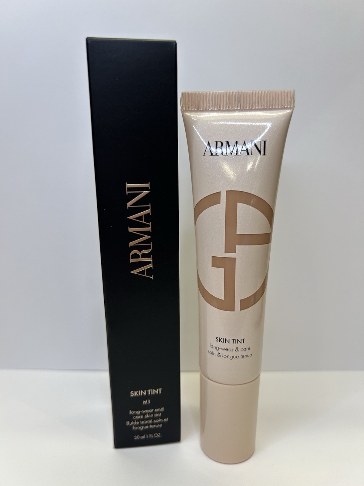 NIB Armani Beauty – M1 Medium Neutral- Longwear radiant glow Skin Tint 30ml 1oz
