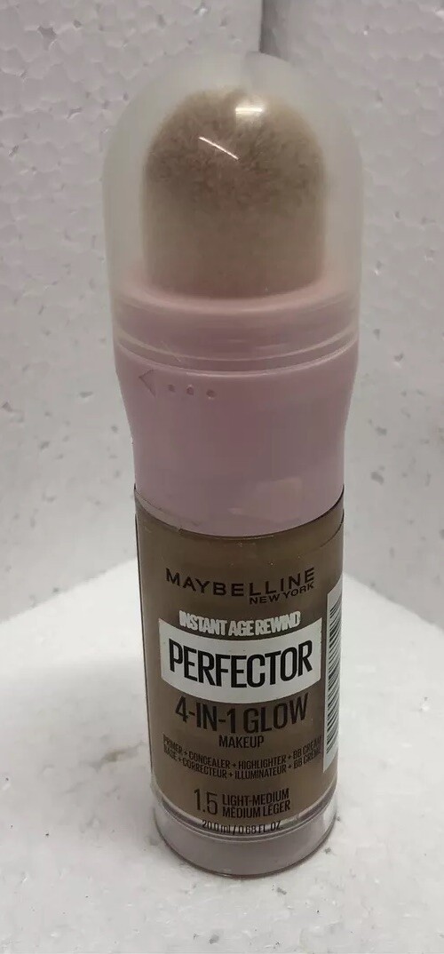 Maybelline Instant Age Rewind Perfector 4-In-1 Glow Makeup Light Medium (0.68oz)