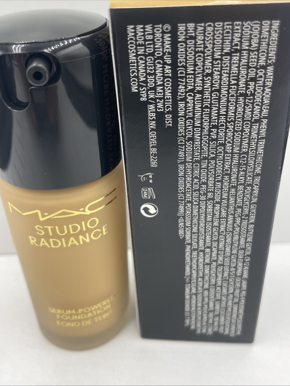 MAC Studio Radiance Serum-Powered Foundation NC20 1.0 oz / 30 ml NEW IN BOX