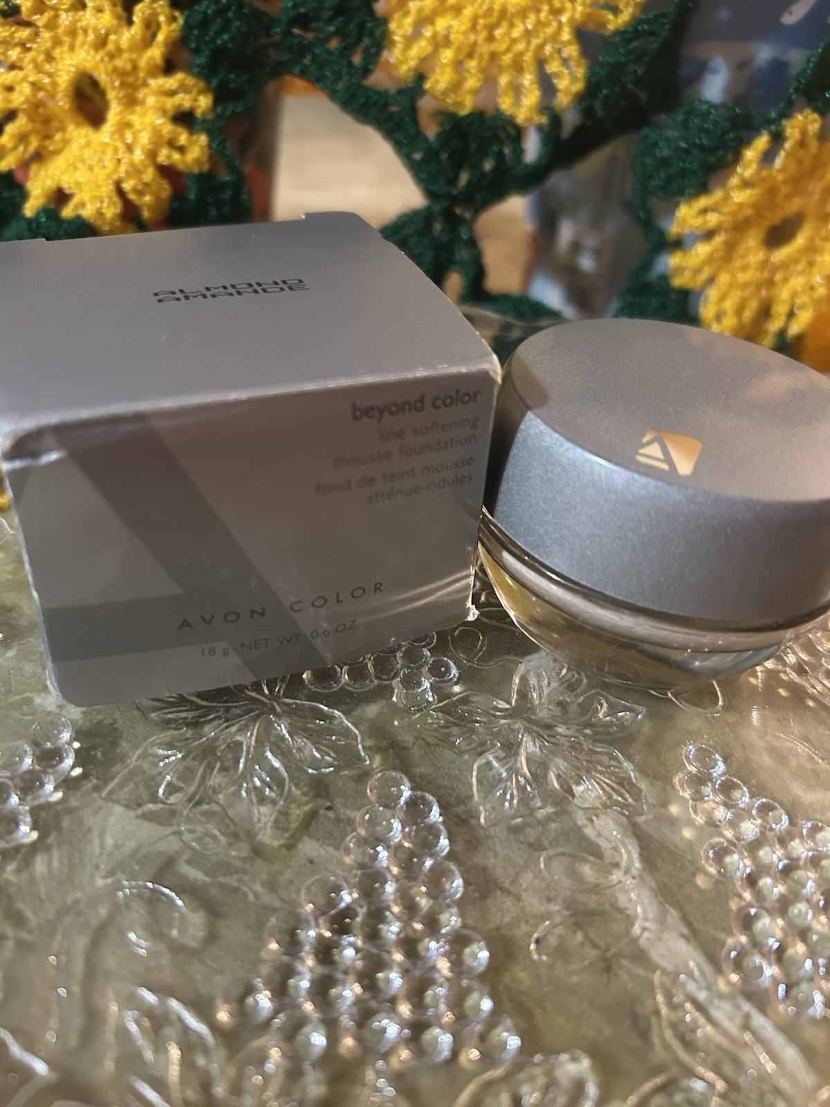 Avon Beyond Color Line Softening Mousse Foundation New Old Stock Almond