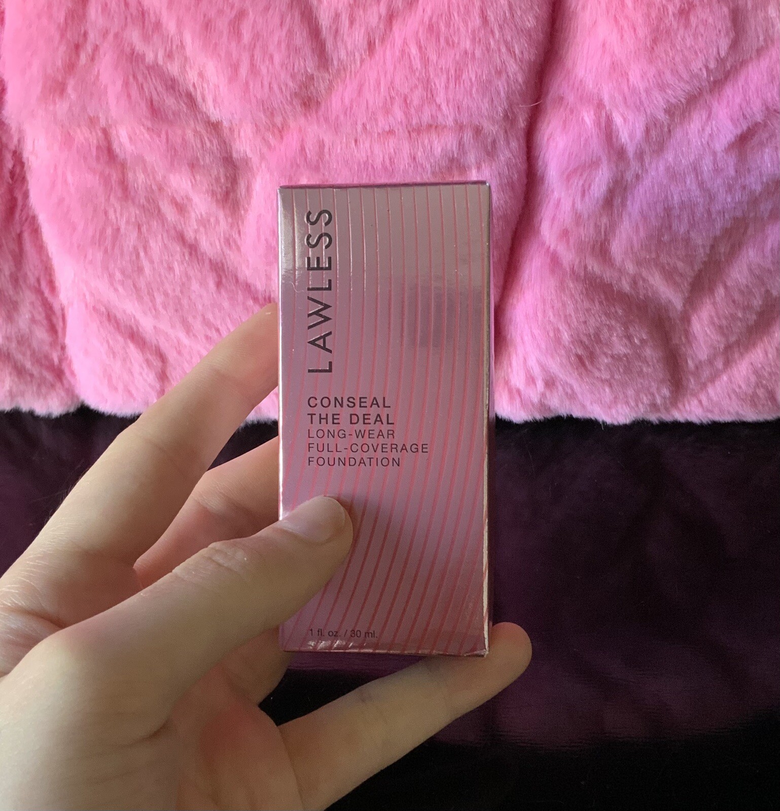Lawless Full Coverage Buildable Foundation Makeup Shade Tawny; Light Beige Warm