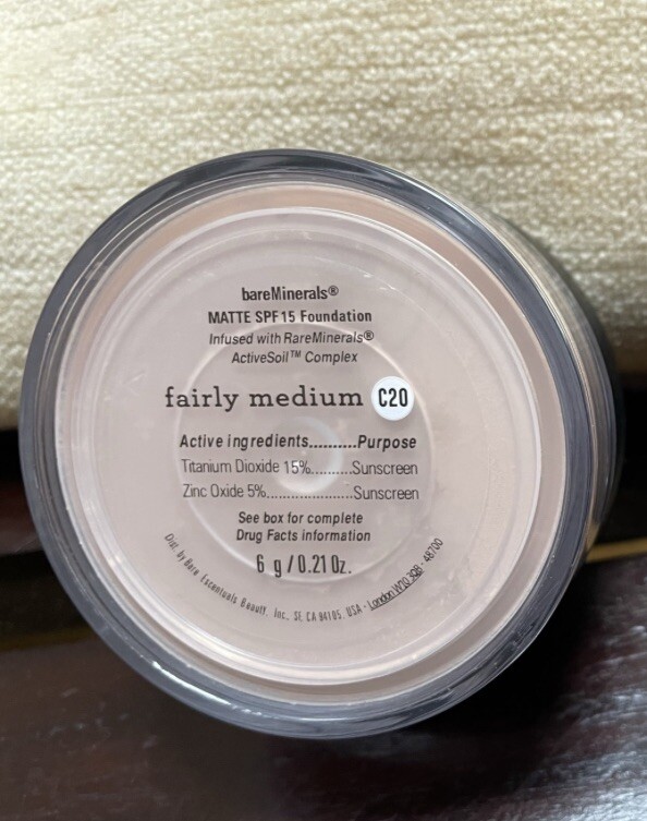 bare Minerals MATTE SPF15 Foundation * FAIRLY MEDIUM C20 * 6g/ 0.21oz SEALED