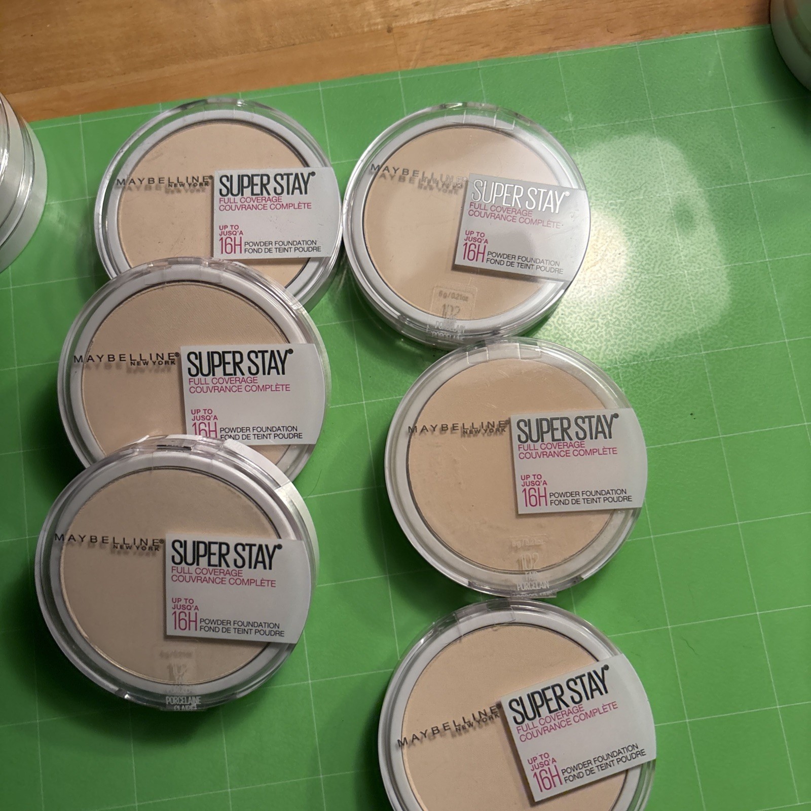 (6)-Maybelline Super Stay Full Coverage #102 Fair Porcelain Powder Foundation
