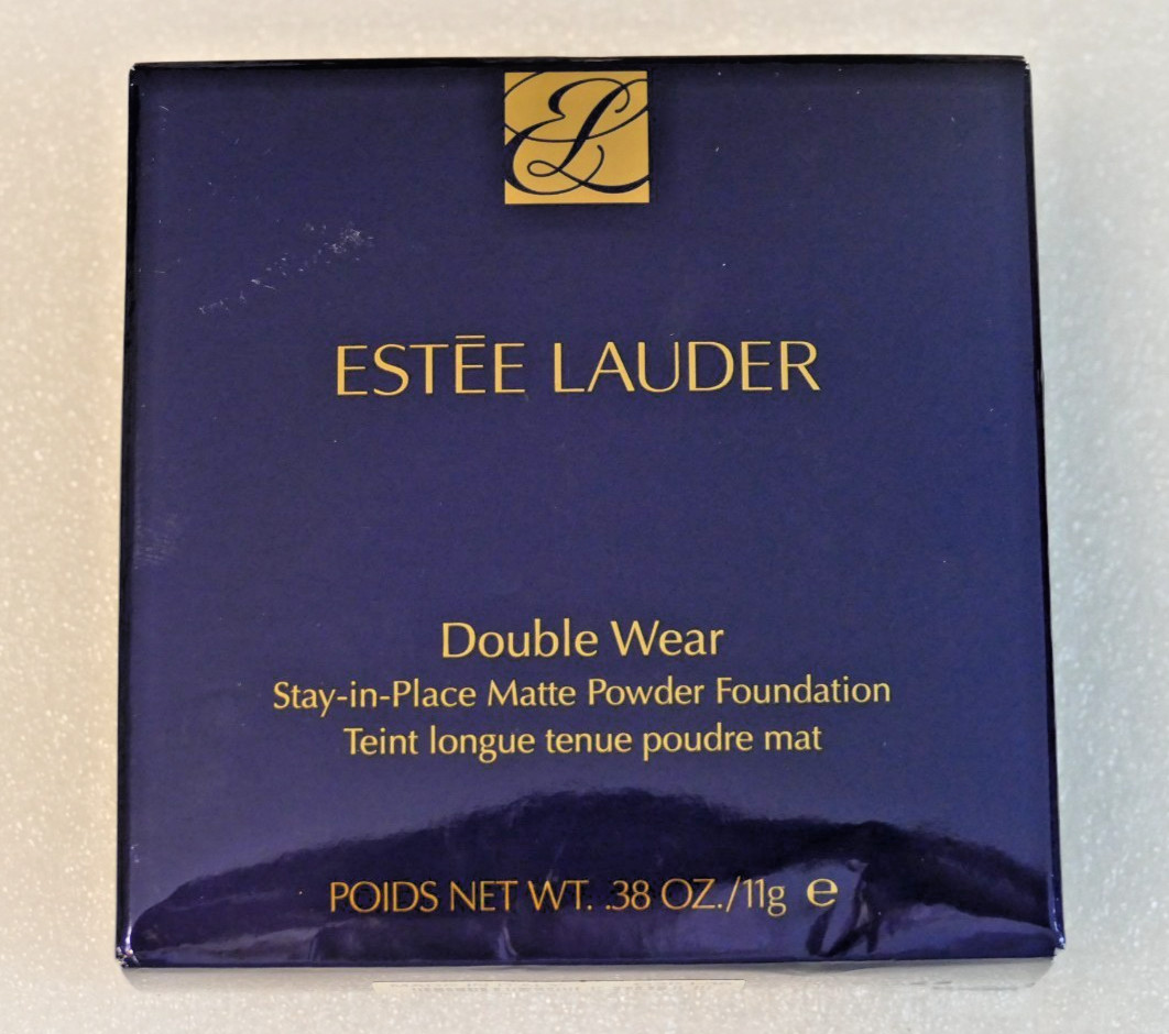 Estée Lauder Double Wear 12-Hour Stay Matte Powder Foundation – 1W2 SAND