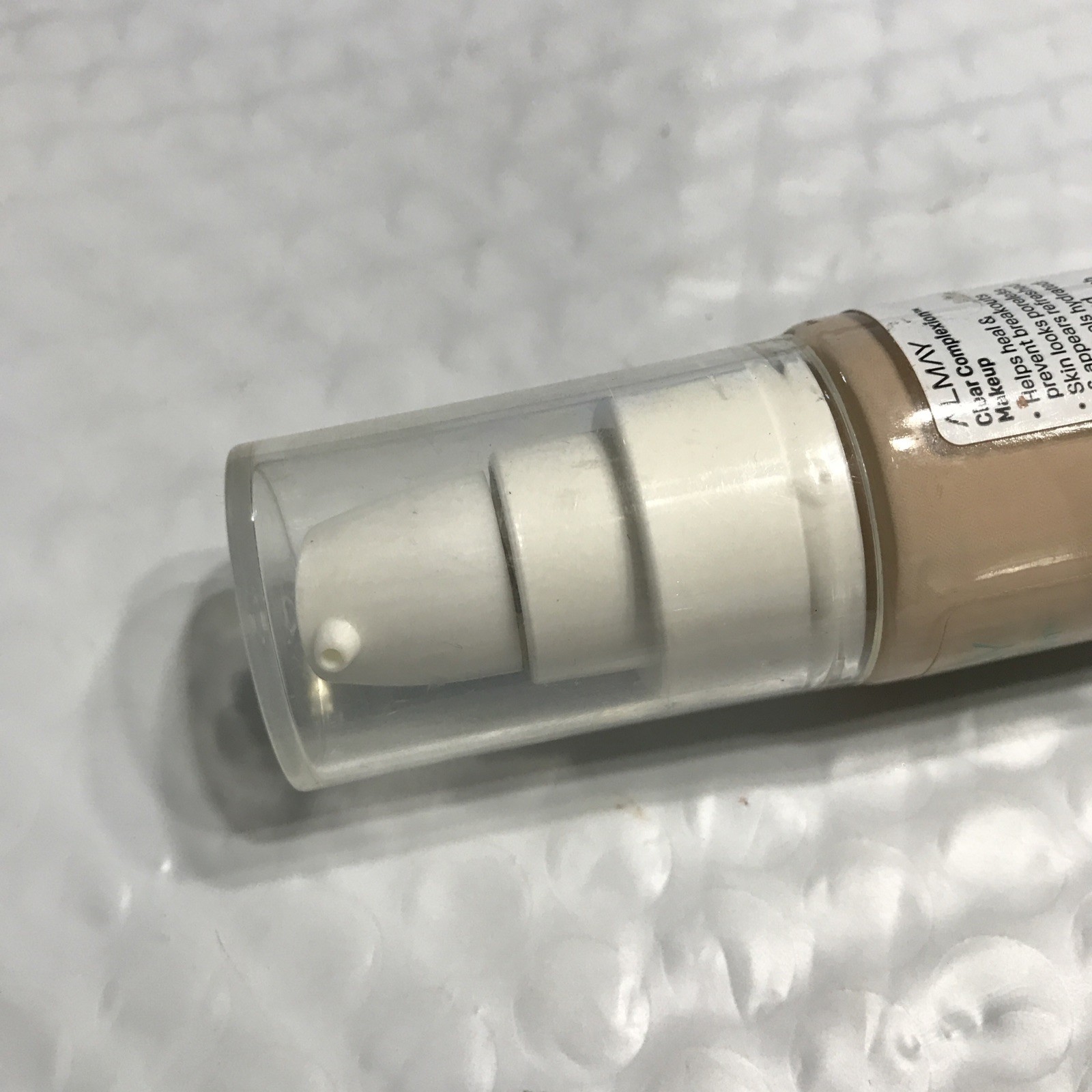 ALMAY Clear Complexion Makeup Foundation 099 PORCELAIN unsealed